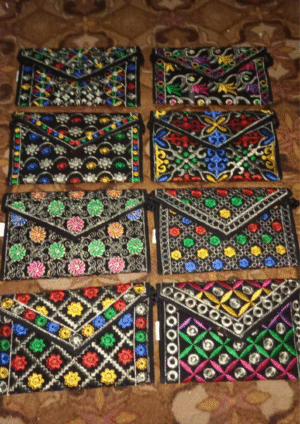 Heritage in Your Hands – Mini Handmade Cultural Purse